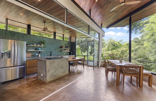 Tamarindo Casa | Treehouse Hideaway in Tamarindo Jungle with Pool & Open-Air Living Room
