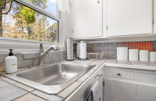 Ben Lomond Casa | 'Treehouse' in the Redwoods - sleeps 4!