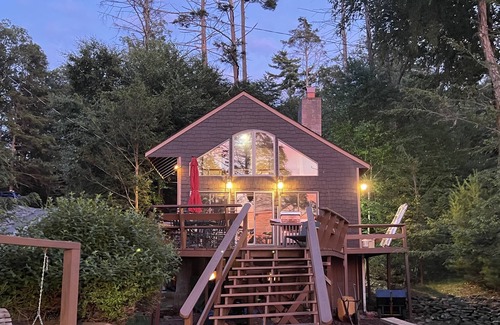 Tafton Cabaña | Treehouse on Lake Wallenpaupack - Lakefront & Dock