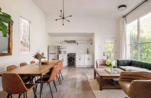 San Anselmo Casa | Treehouse studio, secluded & chic hiker’s paradise