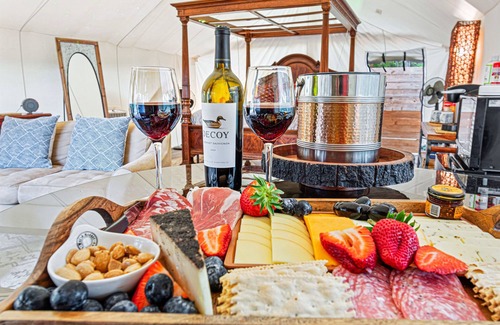 Pedernales Bend Cabina | Tienda Glamping Riverfront "Safari para el Alma"