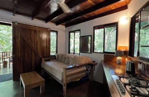 Mal Pais Cabaña | Treehouse walk to beach