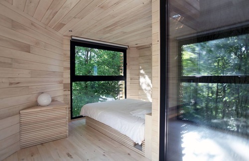Raray Cama Y Desayuno | Casa del árbol con pasarela a un jacuzzi
