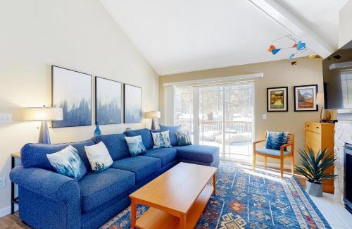 Redmond Casa | Trees and Tees at Eagle Crest