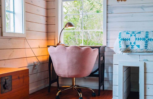 Chattanooga Casa | Treetop Hideaways: Dogwood Treehouse in Chattanooga