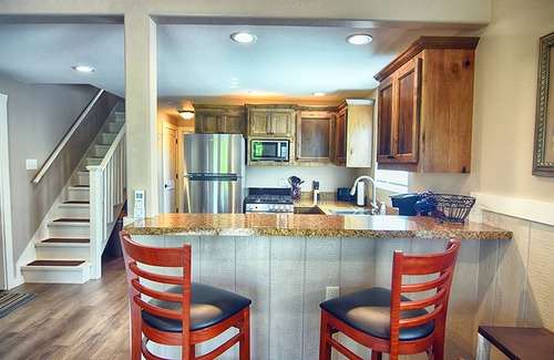 Center Point Cabina | Treetop River Cabins