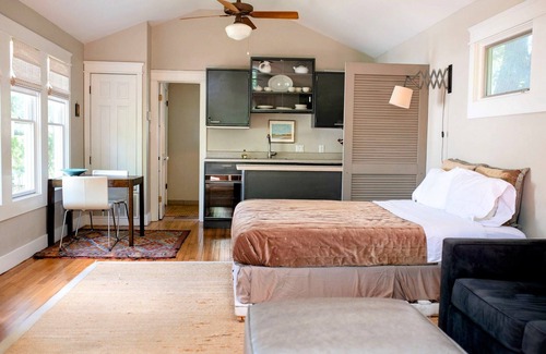 North University Apartamento | Treetop Studio en North University