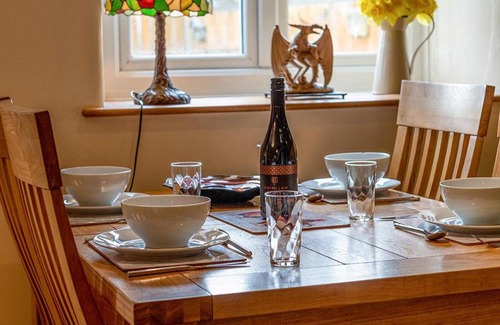 Llangefni Casa | Tregarnedd Cottage
