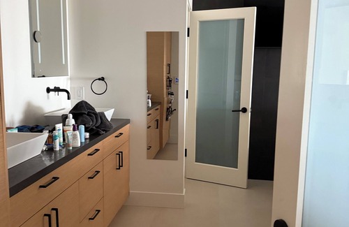 Marina Peninsula Condominio | Tremendous 3-bedroom condo with WiFi in Marina del Rey
