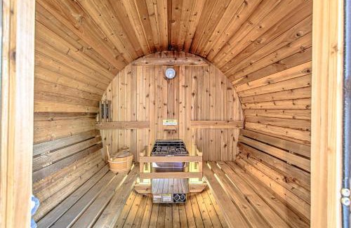 McKinley Heights Casa | Trendy 2 BDR with Sauna & Cold Plunge Close to DT