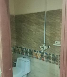 Faisalabad Apartamento | Trendy Apartment Near Canal Road