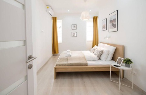 Krisztinavaros Casa | Trendy central apartment at Castle