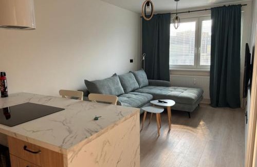 Juh Apartamento | Trendy City Apartment