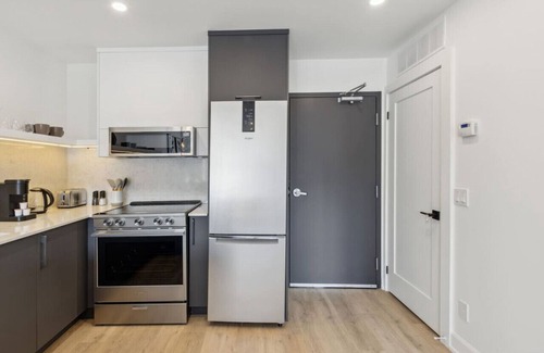 Collingwood Condominio | Trendy Condo in Downtown Collingwood - 146 Hurontario Unit 4
