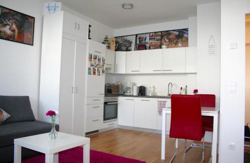 Donaustadt Apartamento | Trendy Danube Apartment - Close to UN