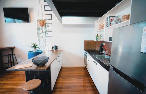 Fortitude Valley Apartamento | Trendy Industrial Style Loft in Fortitude Valley