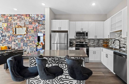 South Nashville Apartamento | Trendy Oasis: 8 Min to Broadway w/Arcade, Sleeps 4