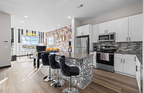 South Nashville Apartamento | Trendy Oasis: 8 Min to Broadway w/Arcade, Sleeps 4