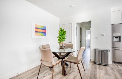 Redondo Beach Apartamento | Trendy Redondo Beach 2BR, nr Pier, Beach & Restaurants, by Blueground