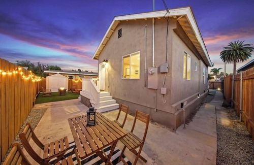 Stockton Casa | Trendy San Diego Bungalow - Private Backyard with Firepit