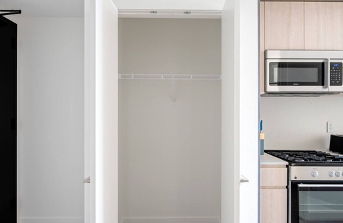 South Loop Apartamento | Trendy South Loop 1BR w/ Pool, Gym & Spa, nr Grant Park, by Blueground