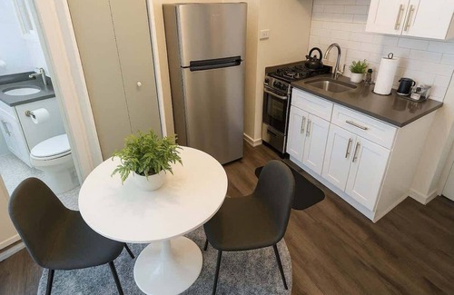 Hyde Park Apartamento | Trendy Studio in Vibrant Area