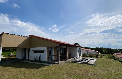 Armenia Casa | Tres Colinas Estancia 27