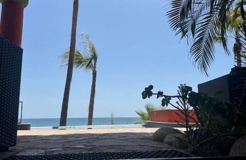 Buenavista Apartamento | Tres Generaciones Ocean view poolside room