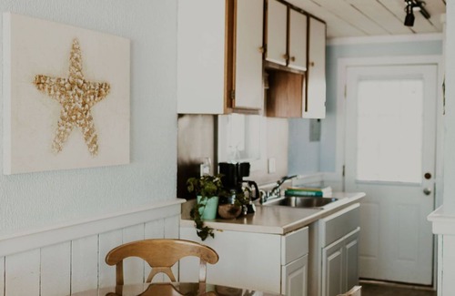 Matunuck Casa | Trestles Beach Front Cottage