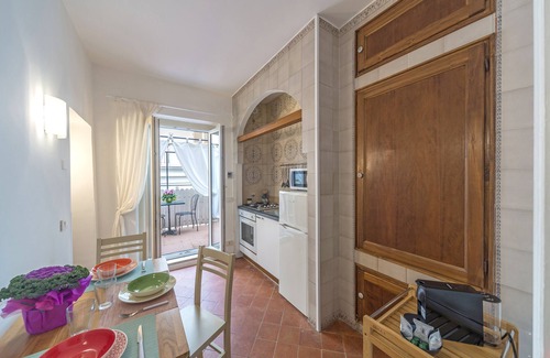 Repubblica Apartamento | [Trevi] Domus Avignonesi
