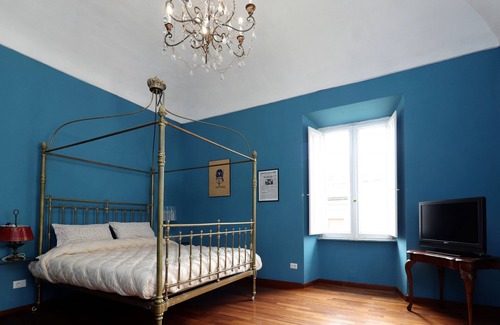 Repubblica Cama Y Desayuno | Trevi palazzo storico B&B La Suite Blu