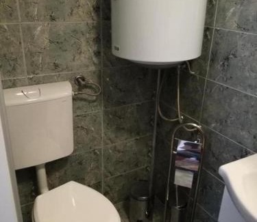 Ljubovija Hotel | Tri šešira Ljubovija