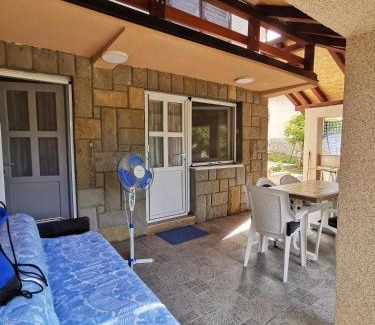 Rakari Casa | Tri Cveta