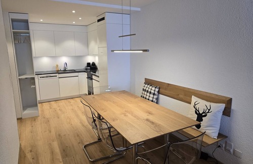 Parpan Apartamento | Triangel C Ronida by Interhome