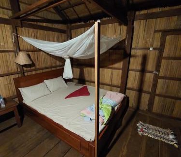 Ban Lung Casa | Tribal Village Homestay & Trekking