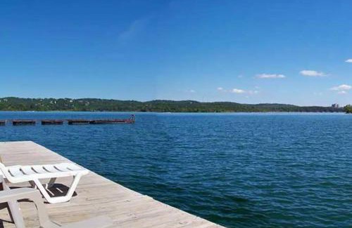 Indian Point Chalet De Esquí | Tribesman Resort #2 on Table Rock Lake by Silver Dollar City