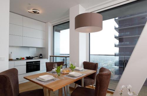 Erdberg Apartamento | Triiiple Suites Level 22 mit Balkon und Tiefgarage