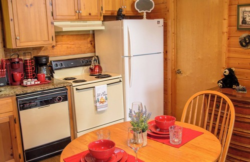 Gatlinburg - Pigeon Forge Cabina | Gatlinburg * Romántico; cabaña de troncos privada; Mountain View, 5 ESTRELLAS * LOCALIZACIÓN UBICACIÓN