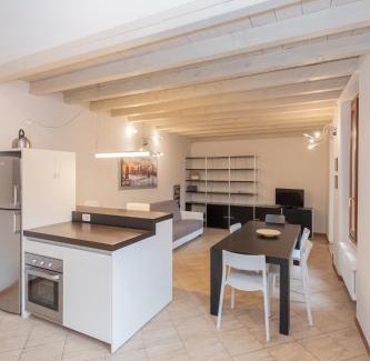 Centro Storico Nord Apartamento | Trilocale Rua Sovera 85 - F&L Aparment