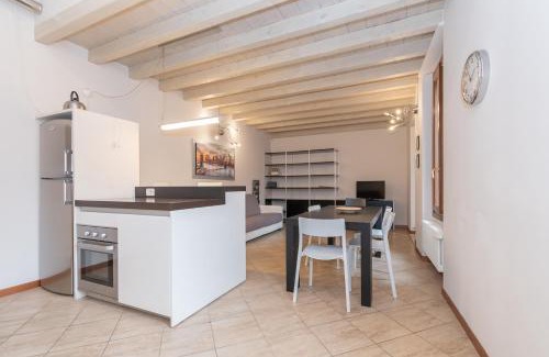 Centro Storico Nord Apartamento | Trilocale Rua Sovera 85 - F&L Aparment