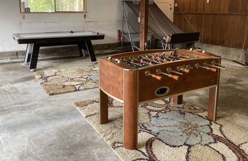 Coffee Creek Chalet De Esquí | Trinity Alps & Lake Family Chalet with Game Room