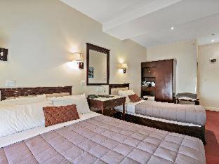 Te Aro Hotel | Trinity Hotel