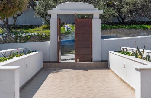 Milos Casa | Triovasalos House