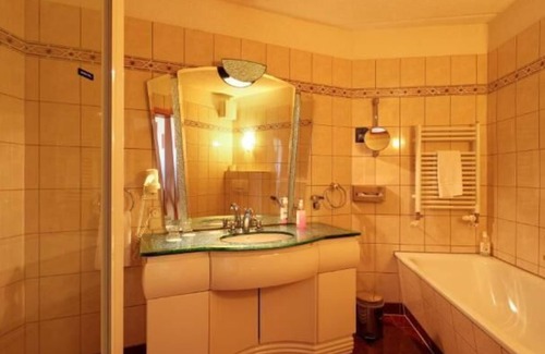 Brandenberg Hotel | TRIP INN Axxon Hotel