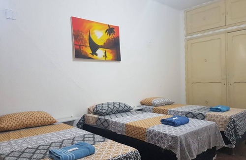 Aldeota Casa | Triple room with private bathroom, Wi-Fi, air and TV.