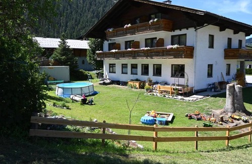 Gleiming Cabaña | Triple room with shower, WC - Pension Mitterwallner