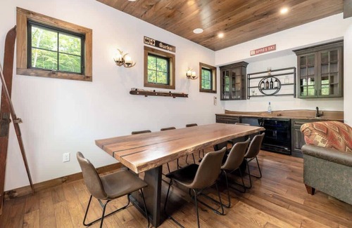 Lincoln Casa | Triple Trouble Mountain Escape!