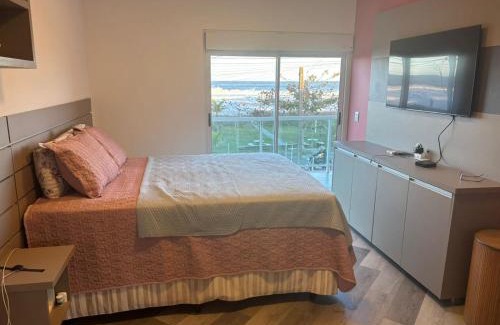 Matinhos Casa | Triplex de Frente para o Mar com Piscina Privativa
