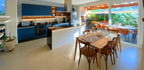 Juquehy Apartamento | Triplex Divino | 5min da Praia · Triplex Divino a 400 metros da Praia de Juquehy