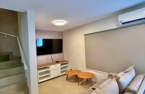Jardim California Casa | Triplex House near the Sea